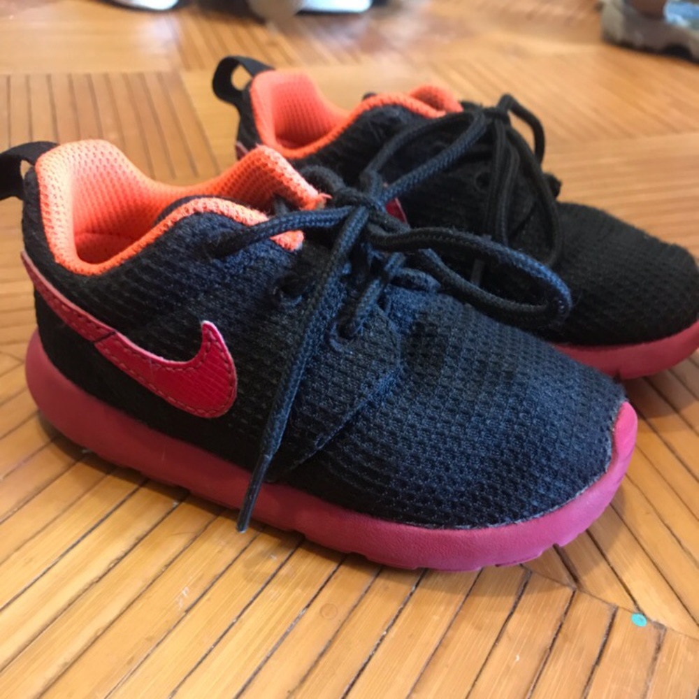Toddler boys Nike Roshe